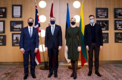 Главы МИД Великобритании и стран Балтии договорились поддерживать Украину