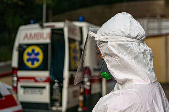 В киевских больницах снова заканчиваются места для больных коронавирусом
