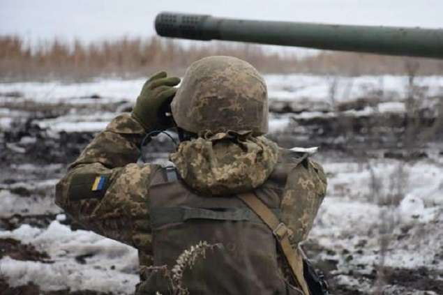 Бойовики на Донбасі поранили українського військового