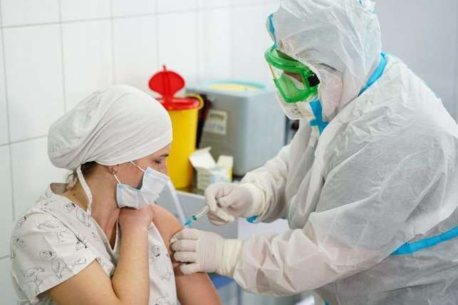 За минулу добу в Україні вакцинували 9304 особи
