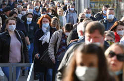 Пандемия Covid-19: какие прогнозы, озвученные год назад, сбылись, а какие – нет?