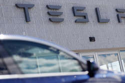 На заводі Tesla в Каліфорнії 450 працівників заразилися Covid-19