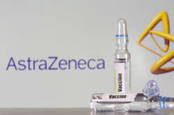 Ірландія призупинила використання вакцин AstraZeneca