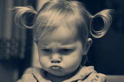 16 березня у світі відзначають День губ