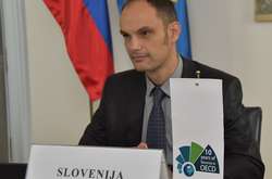 Глава МЗС Словенії переплутав прізвище Кулеби напередодні візиту до Києва