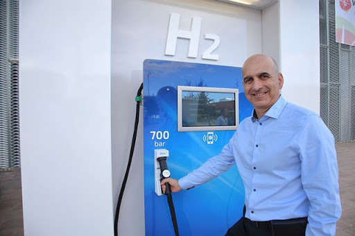 В Іспанії відкрилася перша воднева автозаправна станція