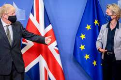 Єврокомісія звинуватила Британію у порушенні угоди про Brexit