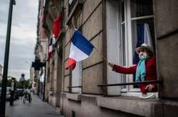 Весняна хвиля серйозніша від двох попередніх, оскільки у Франції поширені численні штами Covid-19