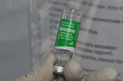 Вакцинація на Вінниччині: щеплення отримали понад 3,5 тисячі медиків