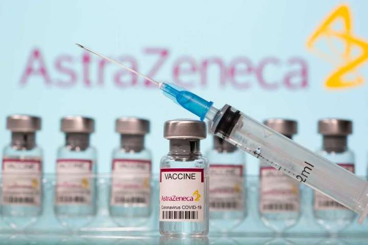 Країни ЄС масово відновлюють використання вакцини AstraZeneca  