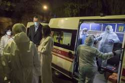 У лікарні №4 наразі 455 хворих на коронавірус та з підозрою на Covid-19