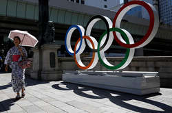 Японія вирішила прийняти тільки спортсменів