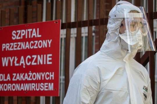 У Польщі «британський» штам коронавірусу становить 80% інфікувань