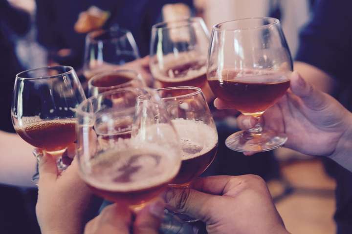 Який імпортний алкоголь п'ють українці? Оприлюднені дані за 2020 рік 