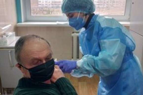У Києві запрацювали стаціонарні пункти вакцинації