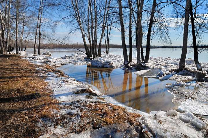 Екологи б'ють на сполох: Українці споживають більше води, ніж можуть собі дозволити