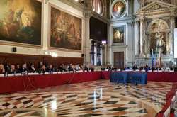 Венеційська комісія опублікувала нові висновки про законопроєкти щодо КСУ