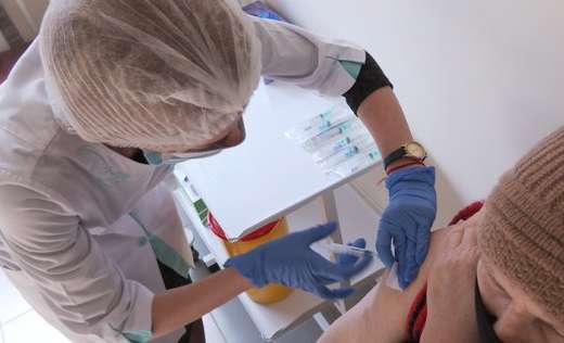 В Україні вакцину від Covid-19 отримали ще майже 11 тисяч осіб