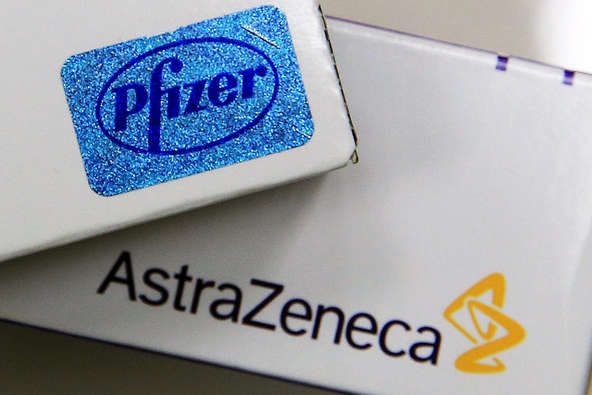 Війна за правильну дозу. Чому світ забув про проблеми Pfizer і напав на AstraZeneca?