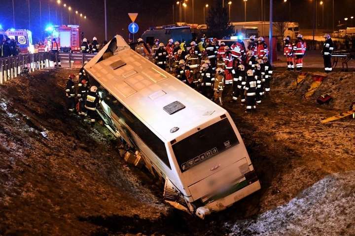 Смертельна ДТП у Польщі: водіями автобусу з України були батько та син