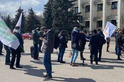 Одеські підприємці мітингують проти карантинних обмежень