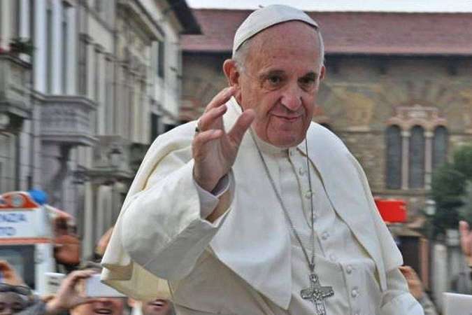 Папа Франциск урізав зарплату кардиналам через пандемію