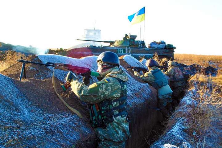 Окупанти під Світлодарськом накрили українських воїнів вогнем із гранатометів
