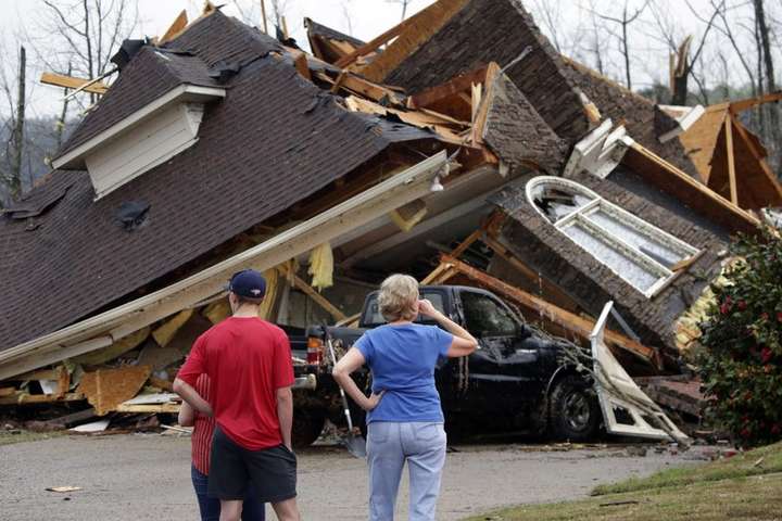 На Алабаму наскочив Торнадо: щонайменше п'ять осіб загинули