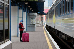 Переход на летнее время: «Укрзализныця» предупреждает пассажиров об изменениях