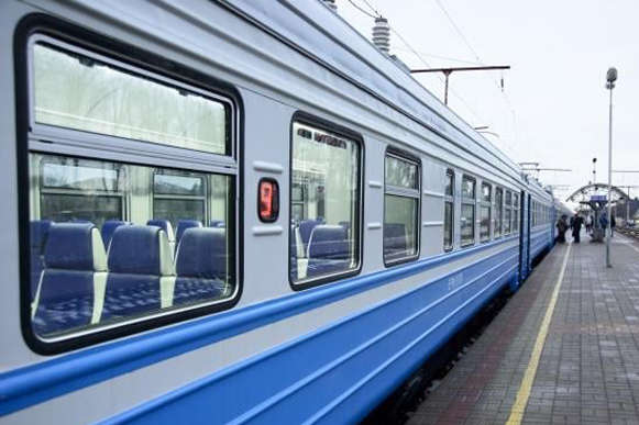 «Укрзализныця» обновила данные движения поездов в «красных зонах»