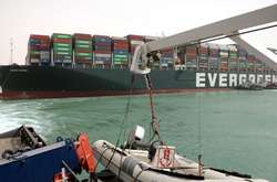 Власники судна сподіваються розблокувати Суецький канал до вечора суботи