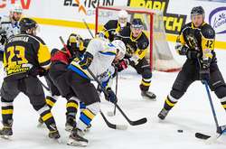 Стали відомі всі півфіналісти Української хокейної ліги