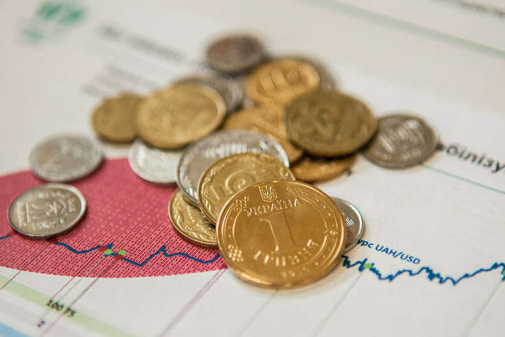 Розбагатіти на копійках: як українці заробляють на дрібних монетах