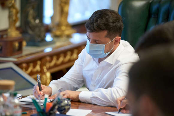 Президент Зеленський звільнив голів двох райдержадміністрацій на Одещині