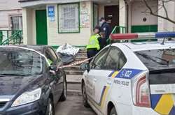  На місці події працюють поліцейські, що з'ясовують обставини трагедії 