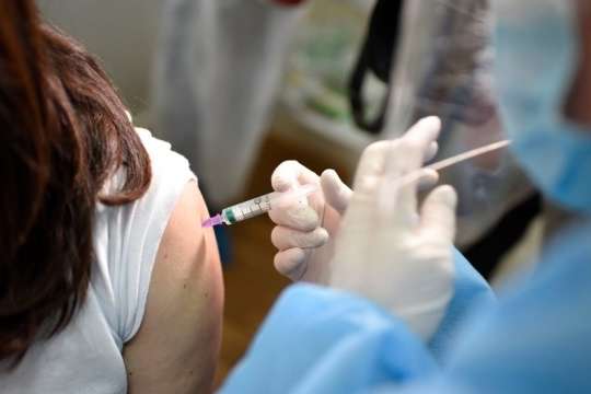 Темпи плачевні: вчора вакциновано на 1,5 тис. осіб менше, ніж за попередню добу
