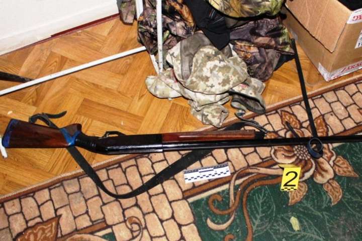 На Одещині чоловік вбив з рушниці дружину, а потім намагався застрелити й себе