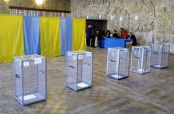 Окружна виборча комісія на окрузі №87 в Івано-Франківській області відновила підрахунок голосів на довиборах у Верховну Раду