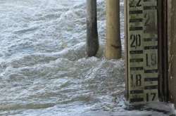 Жителів Прикарпаття попередили про різке підвищення рівня води у річках