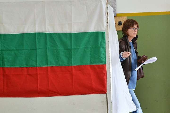 У Болгарії на тлі пандемії обирають парламент