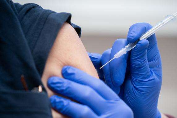  Вакцинація в Одесі: до міста завезли вакцину Pfizer / BioNTech