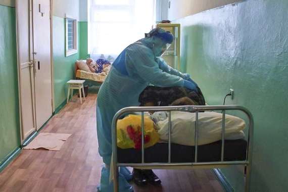 Україна у найближчі два тижні вийде на 25 тисяч хворих на добу – Степанов 