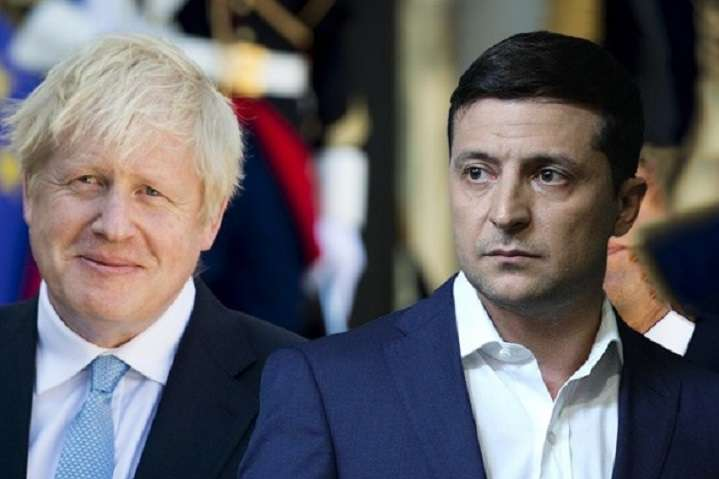 Зеленский пожаловался премьеру Британии на обострение ситуации на Донбассе