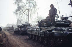 Безпілотник зафіксував 34 танки Т-72 та Т-64 на полігоні поблизу населеного пункту Бойківське