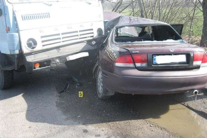 ДТП у Вінницькій області: водій іномарки потрапив до лікарні