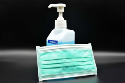 За все время пандемии в Украине заболело 1 803 998 человек