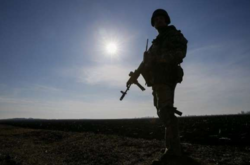 На Донбассе погиб украинский военный, еще один получил ранения