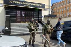Прокурори просять для брата голови Окружного адмінсуду арешт і 70 млн грн застави