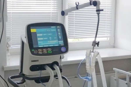 ВООЗ поставить в Україну 20 апаратів штучної вентиляції легень