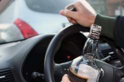 Особа, яка керувала автівкою в стані сп’яніння, не матиме права рік водити транспортний  засіб, а також сплатить штраф